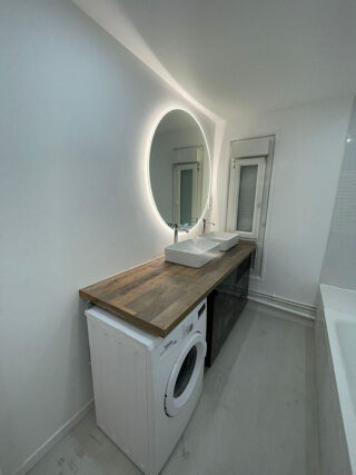  Appartement à louer 4 pièces 81 m²