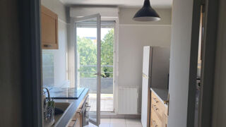  Appartement à louer 1 pièce 62 m²