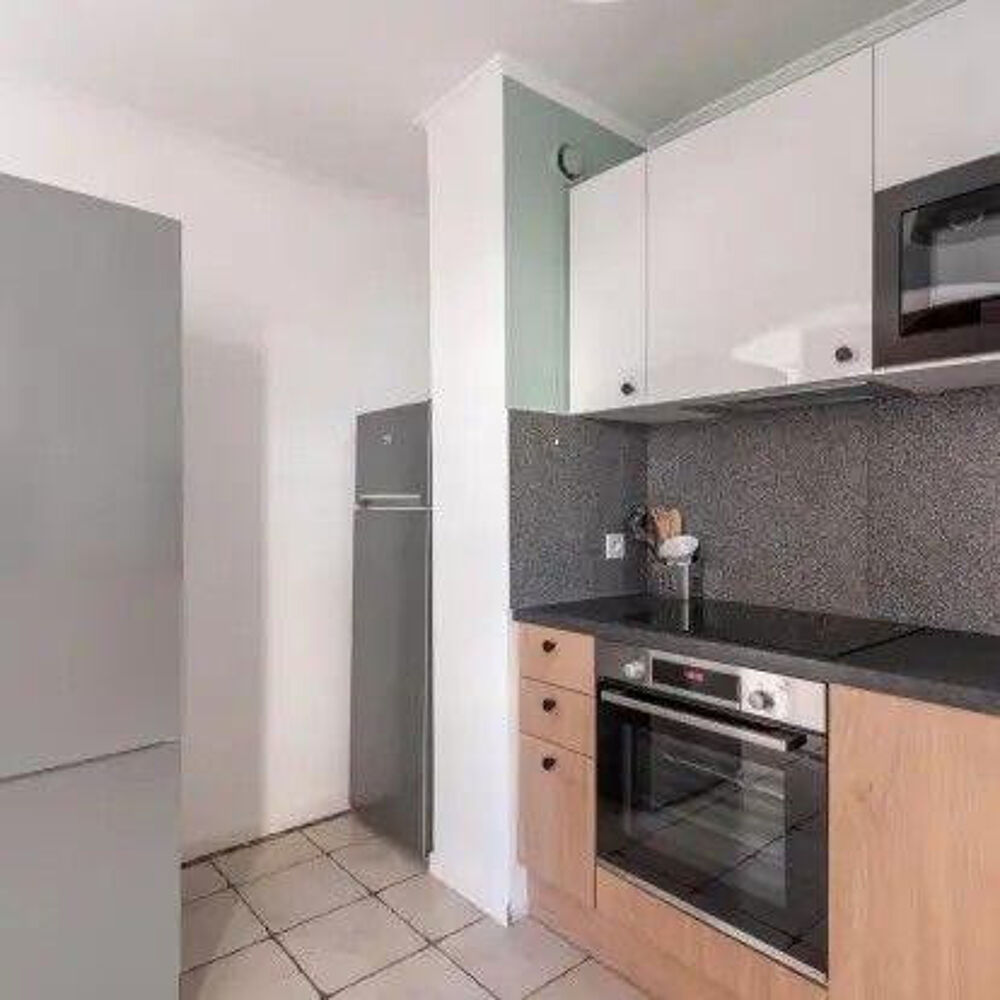 Location Appartement Chambre dispo dans grande coloc 126m² Évry-courcouronnes