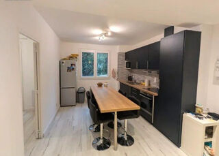  Appartement à louer 3 pièces 68 m²