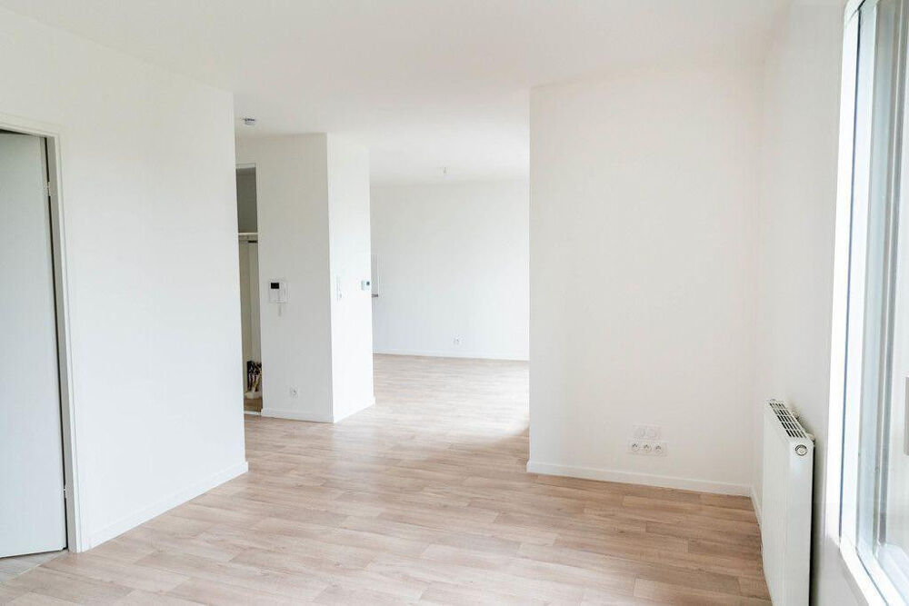 Location Appartement Grand studio bail nu Nantes