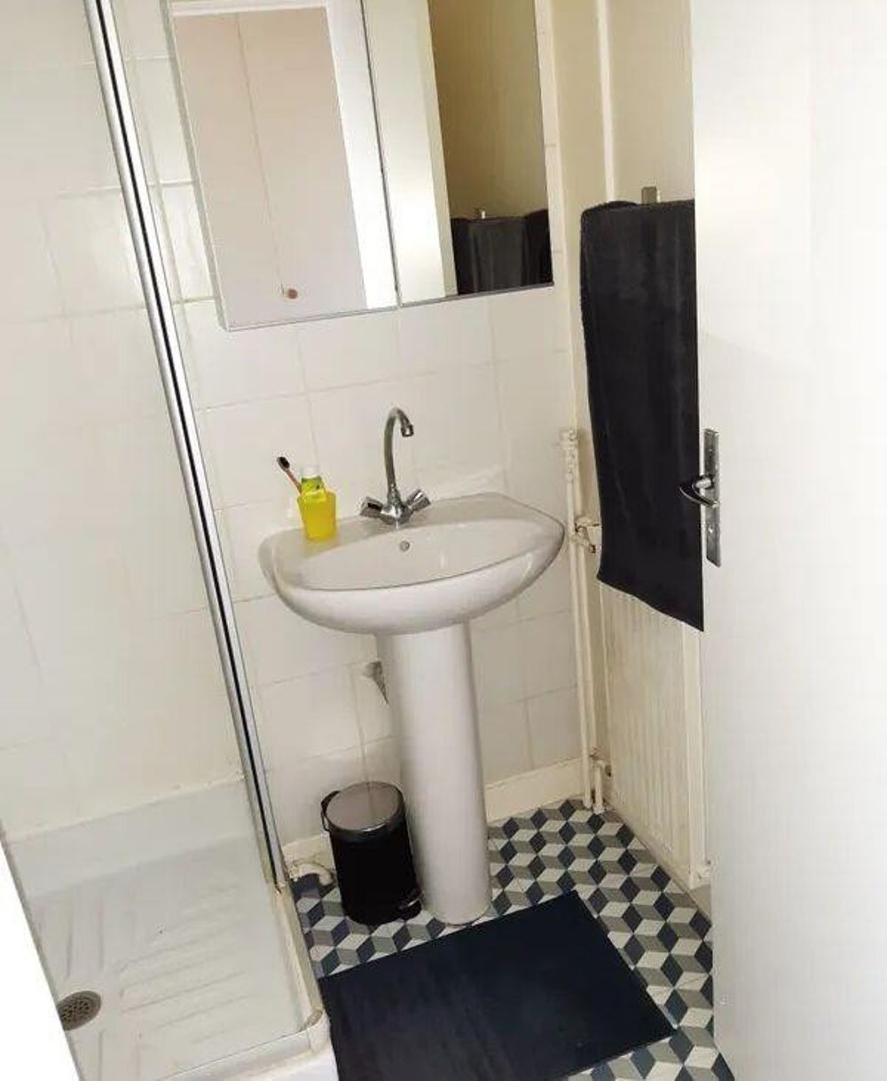 Location Appartement Beau studio meublé 20m² entièrement rénové Nantes