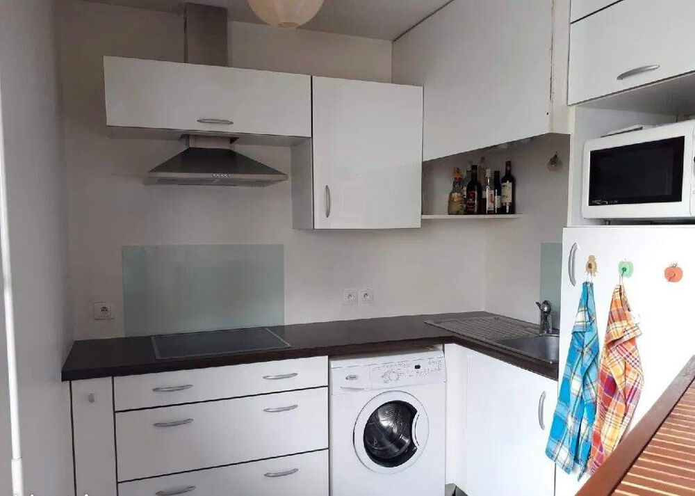 Location Appartement Beau studio meublé 31m² Caudéran au calme Bordeaux