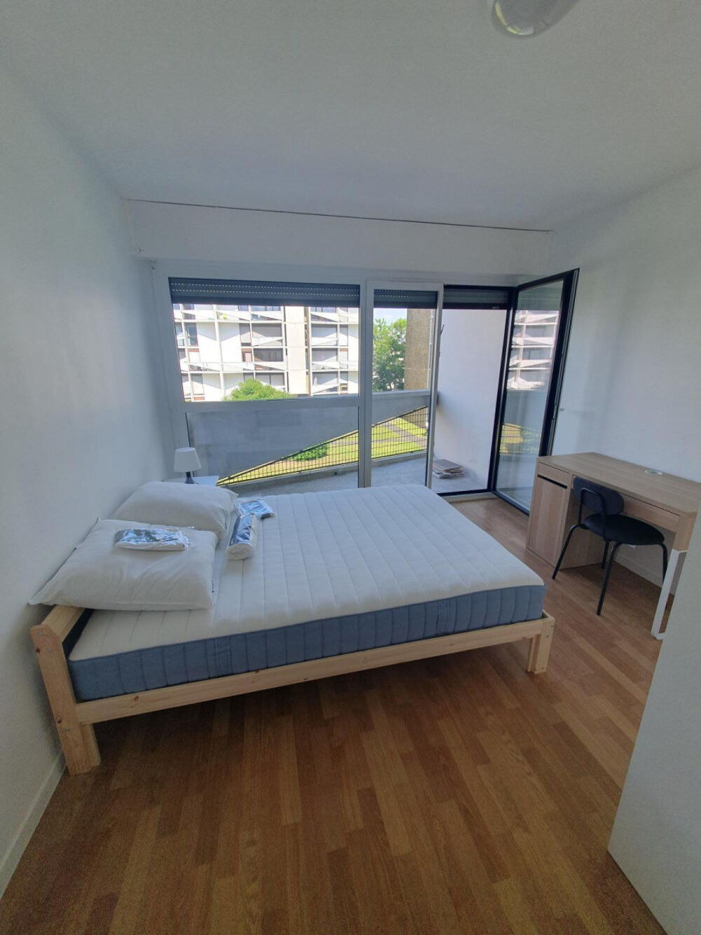 Location Appartement COLLOCATION MEUBLE RÉSIDENCE COMPOSTELLE, 01/05/26 Pessac