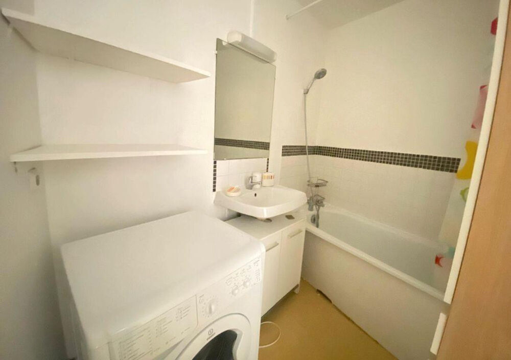 Location Appartement Beau 2P meublé 55m² Puteaux Puteaux