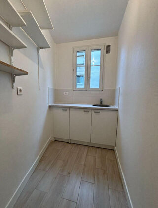  Appartement à louer 1 pièce 28 m²
