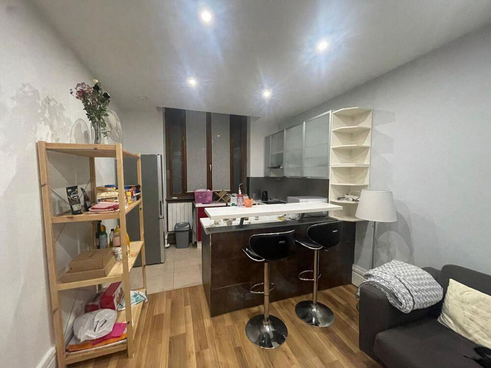 Location Appartement Appartement, 42m², 890€ - Lyon Lyon 1