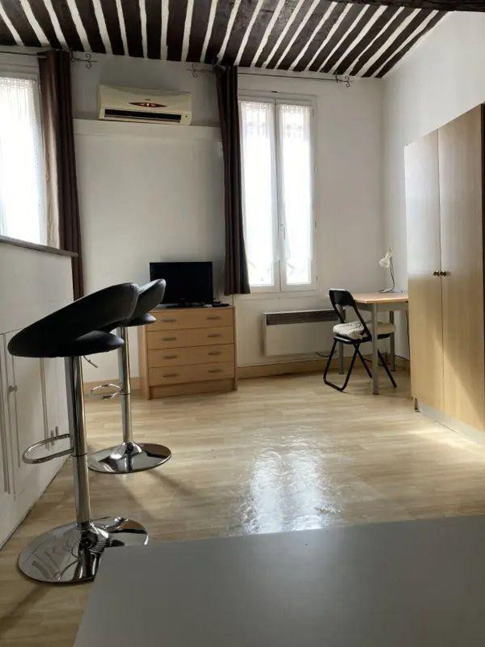 Location Appartement T1 rénové, idéalement placé, très lumineux Aix-en-provence