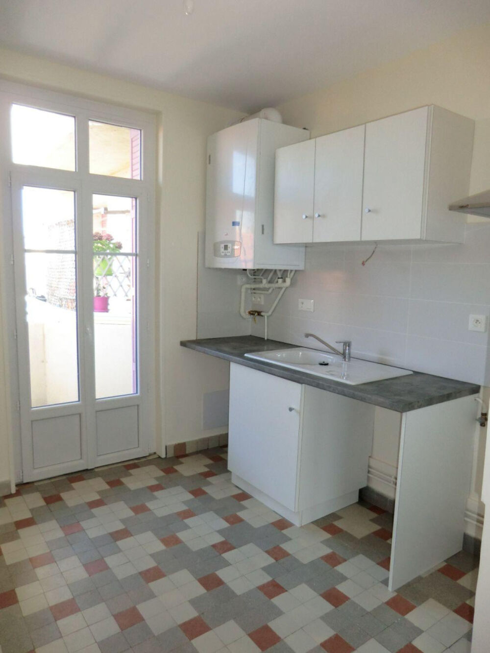 Location Appartement Appartement T3 lumineux avec vue dégagée Valence