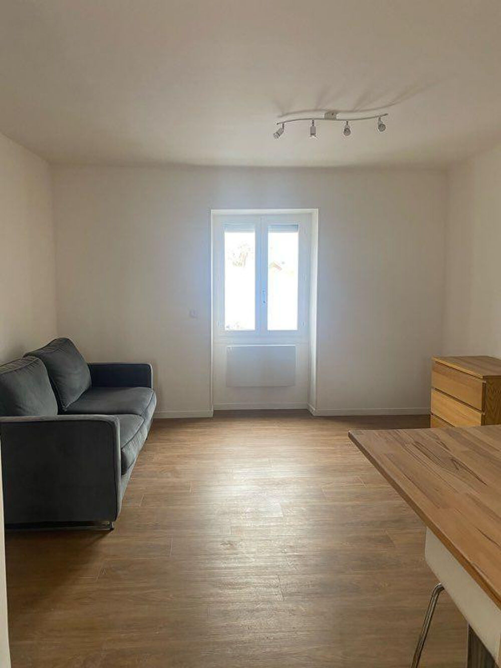 Location Appartement Beau studio meublé 25m² Torcy Torcy