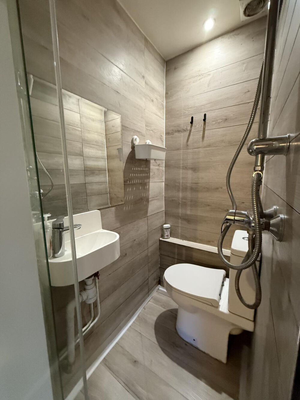 Location Appartement Studio meuble- Paris 15e, proche de la Tour Eiffel Paris 15