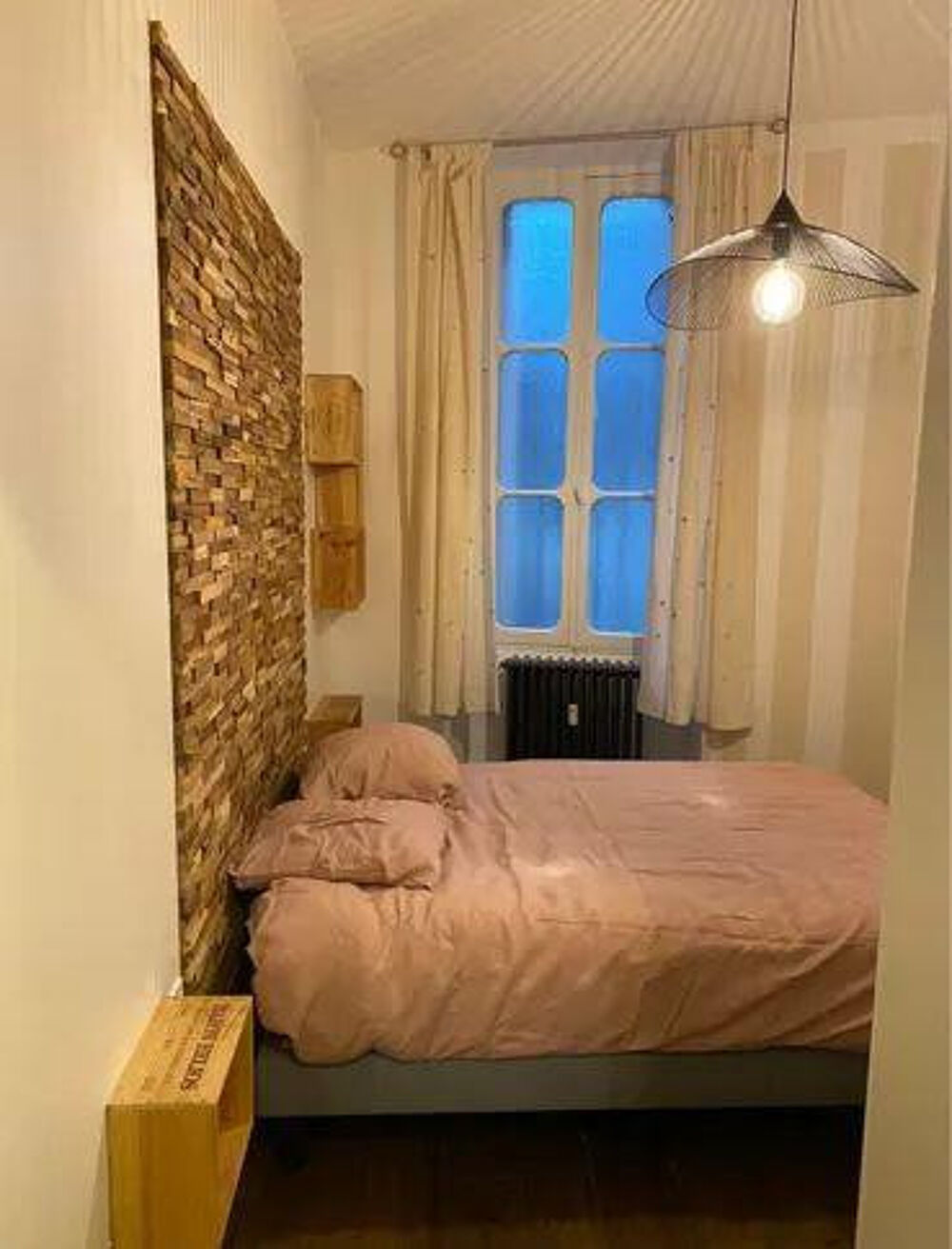Location Appartement Magnifique 2P sur cour rénové et meublé à Bordeaux Bordeaux