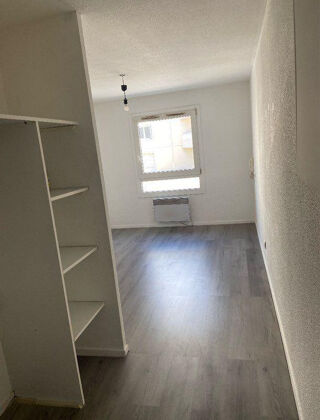  Appartement à louer 1 pièce 18 m²