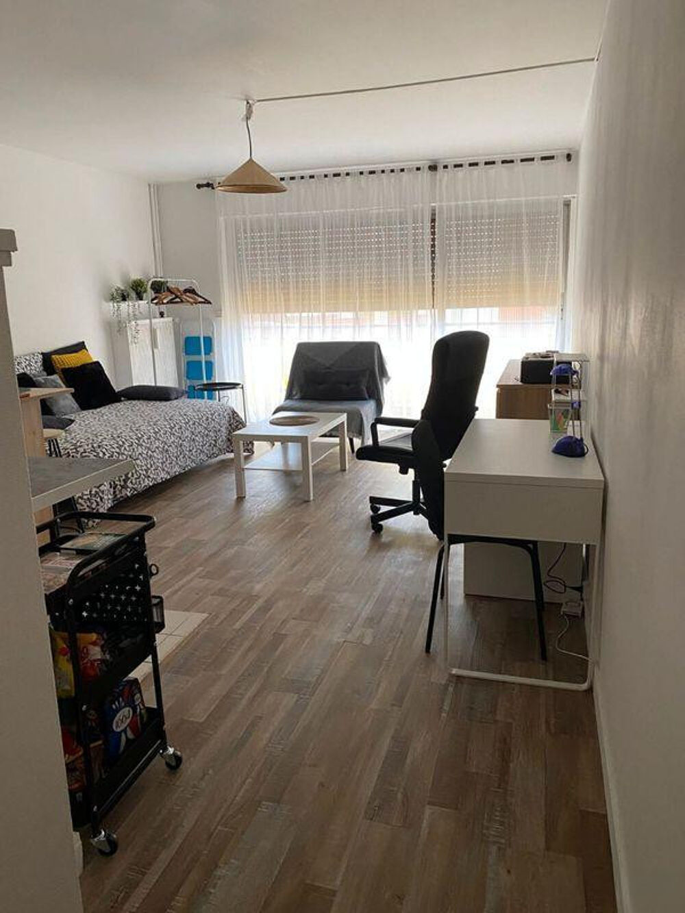 Location Appartement STUDIO meublé à neuf Paris 19