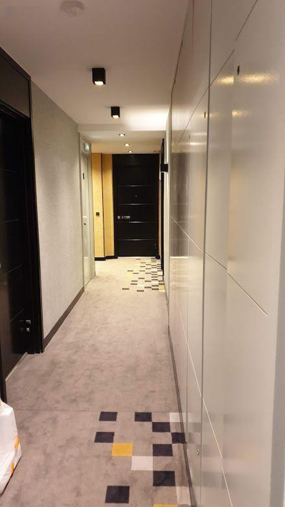 Location Appartement Beau T2 22m² SUD OUEST + parking + balcon Garches