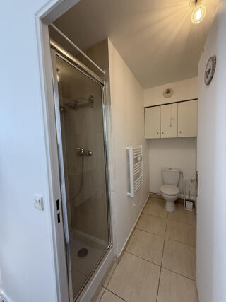  Appartement à louer 1 pièce 28 m²