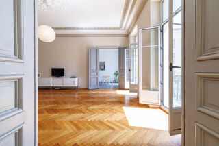  Appartement à vendre 6 pièces 190 m²