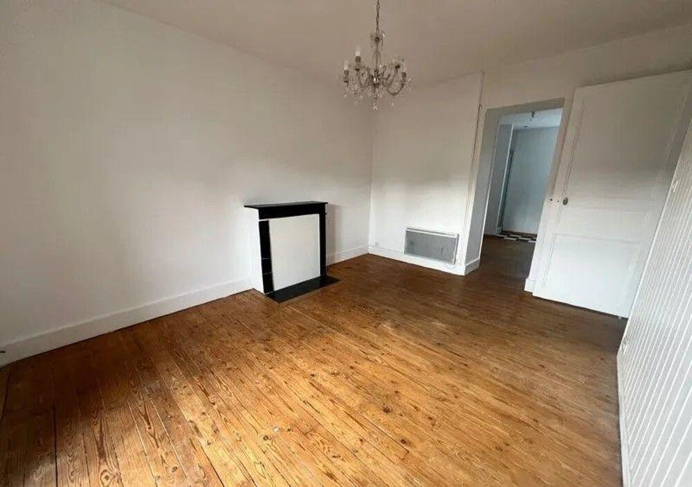 Location Appartement Beau T2 36m² traversant situé Avenue Sainte-Anne Nantes