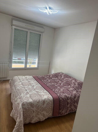  Appartement à louer 1 pièce 64 m²
