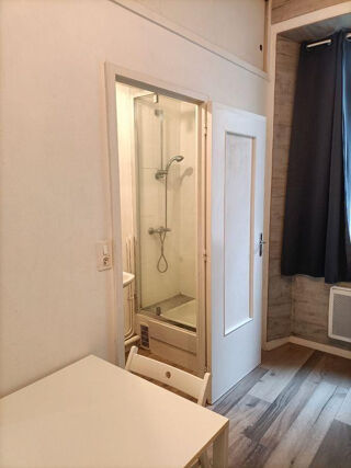  Appartement à louer 1 pièce 14 m²