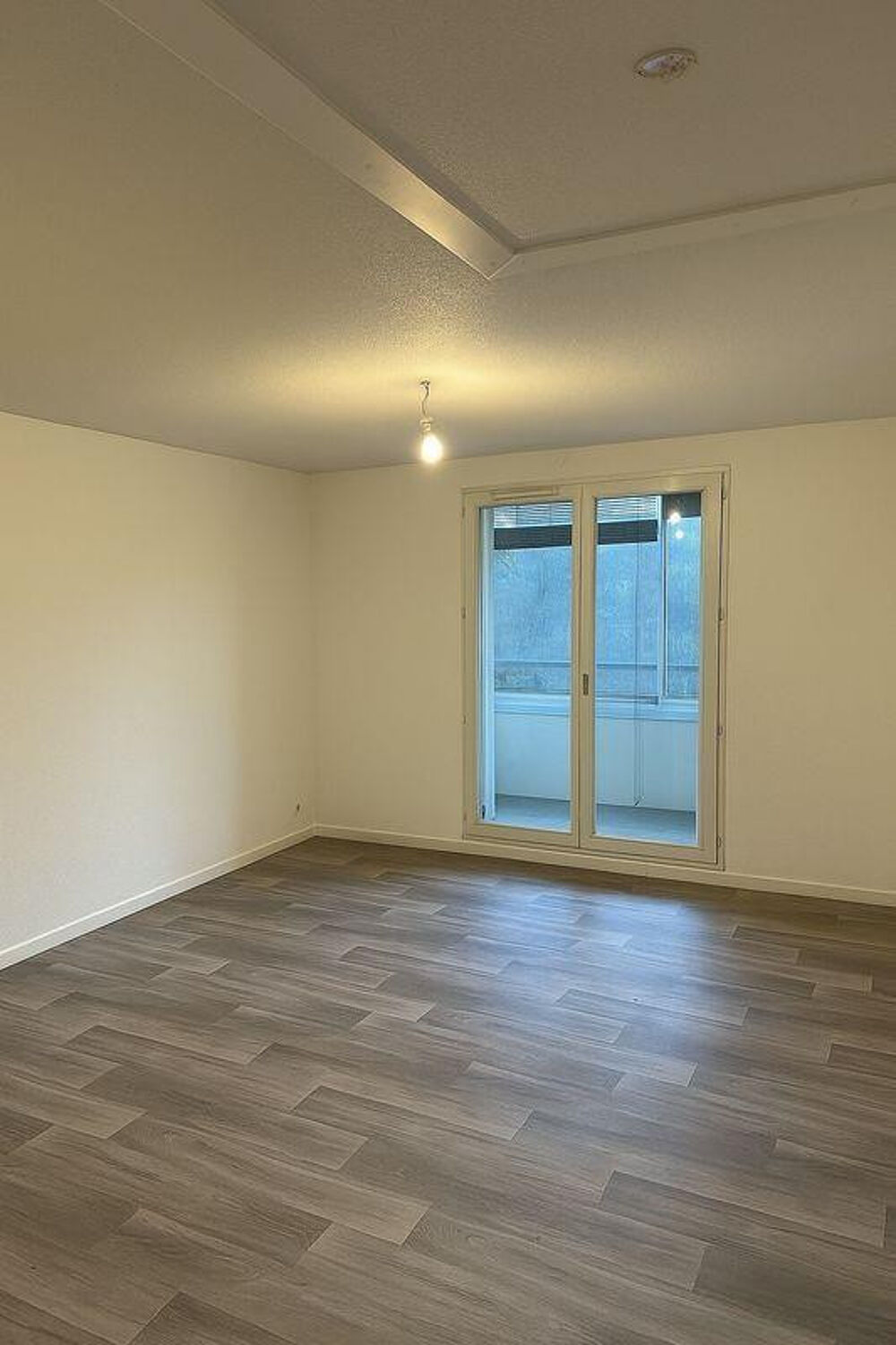 Location Appartement Beau T2 36m² avec balcon fermé et piscine Toulouse