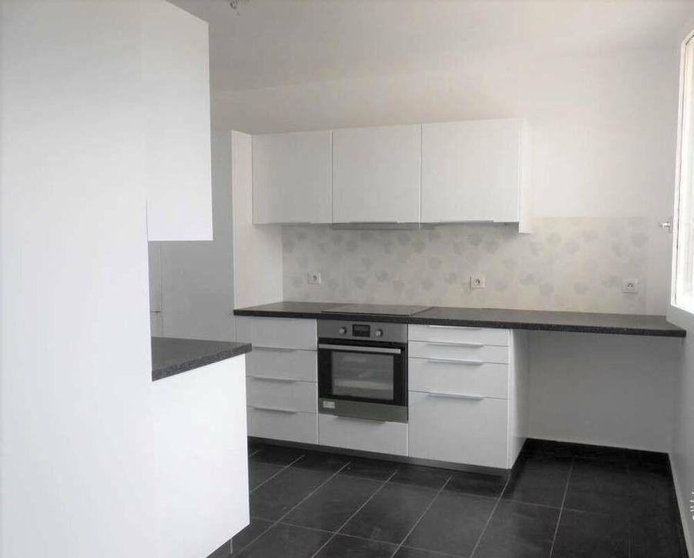 Location Appartement Beau 3P 66m² à Bezons, refait à neuf,  près T2 . Bezons