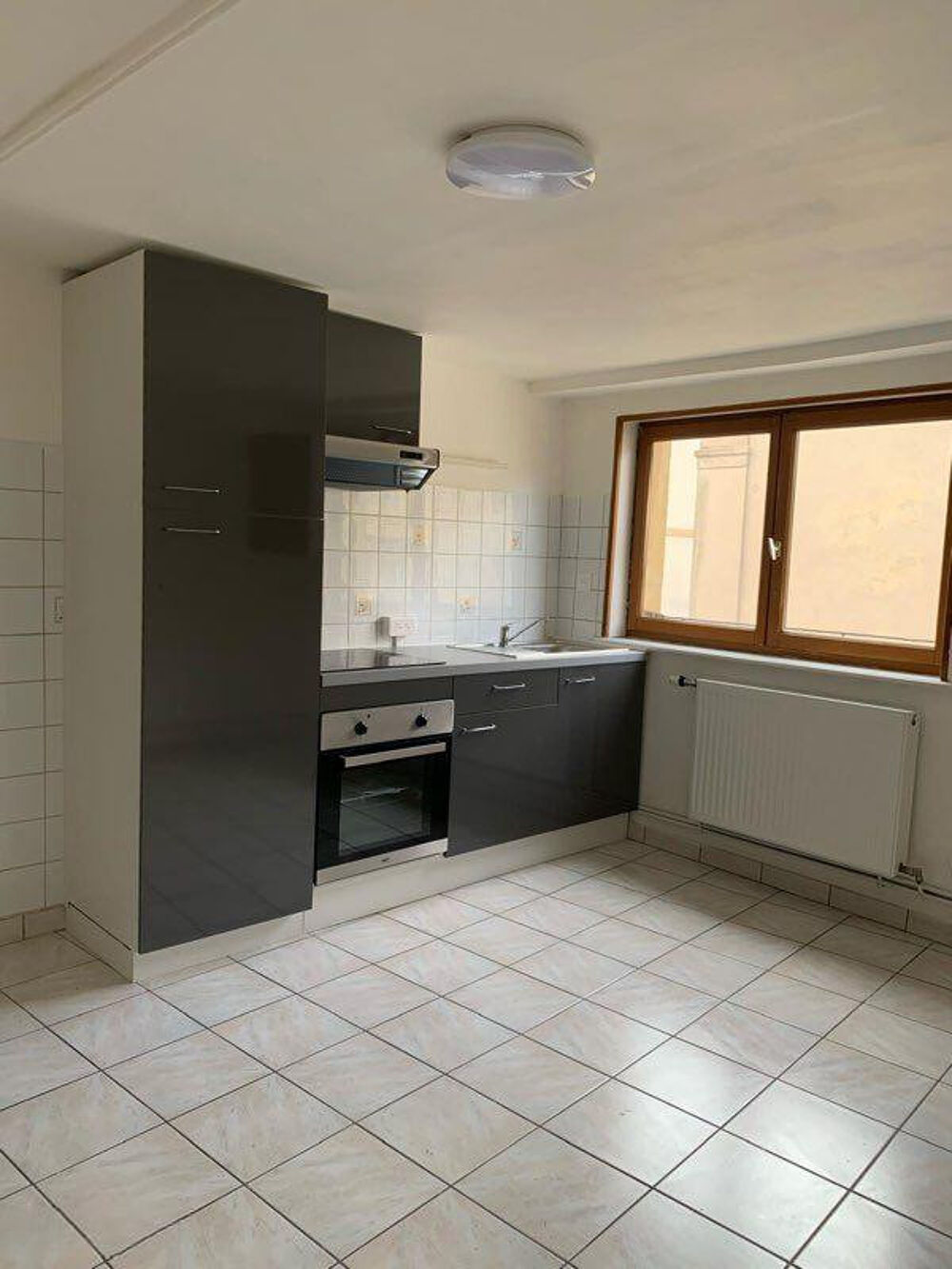 Location Appartement F2 rénové centre ville Metz Metz
