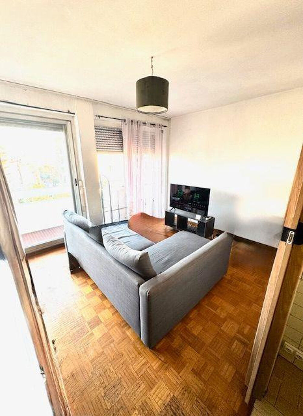 Location Appartement Joli T2 35m2 Haut de Breteuil Marseille 6