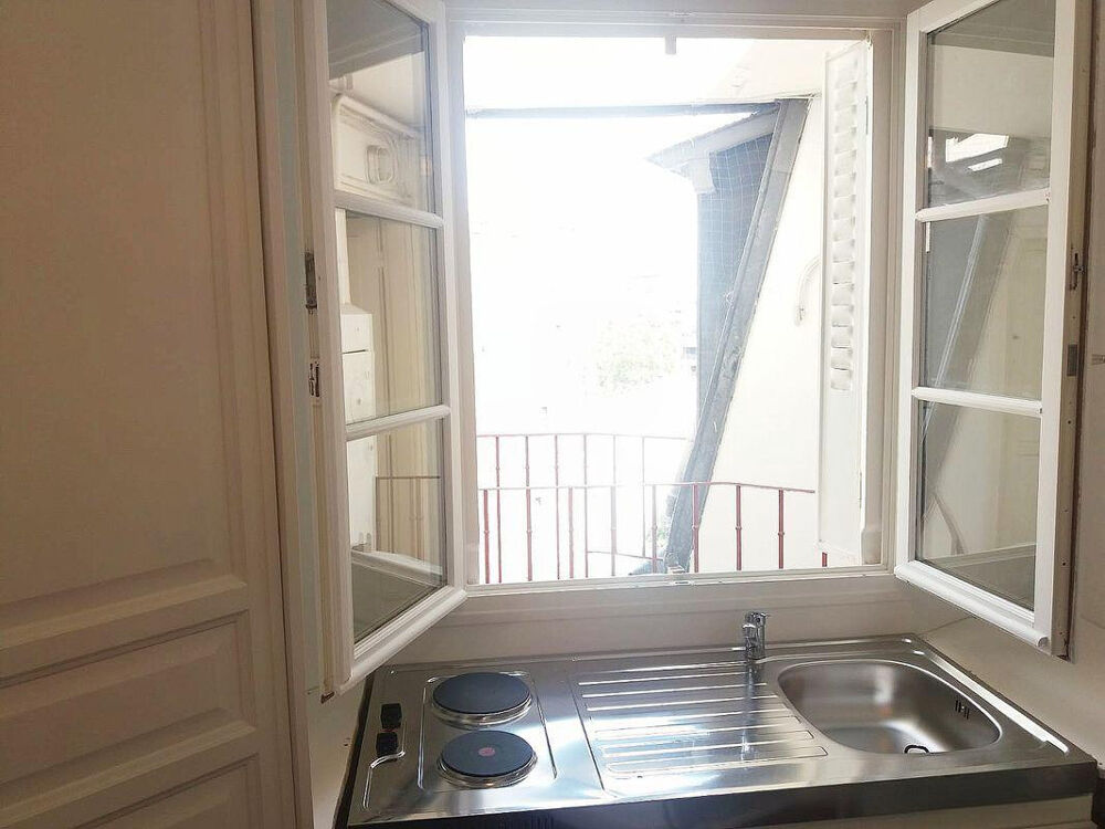 Location Appartement Studio metro Boucicaut Paris 15