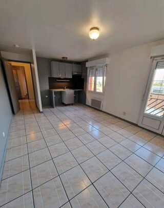  Appartement à louer 2 pièces 39 m²