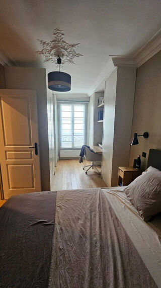  Appartement à louer 2 pièces 52 m²