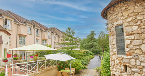 Sp&eacute;cial Investisseur LMNP ( Chambre en EHPAD) 112000 02570 Ch�zy-sur-marne