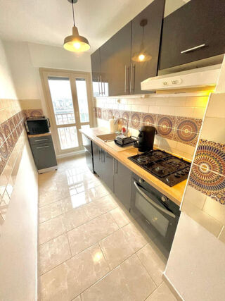 Appartement à louer 2 pièces 44 m²