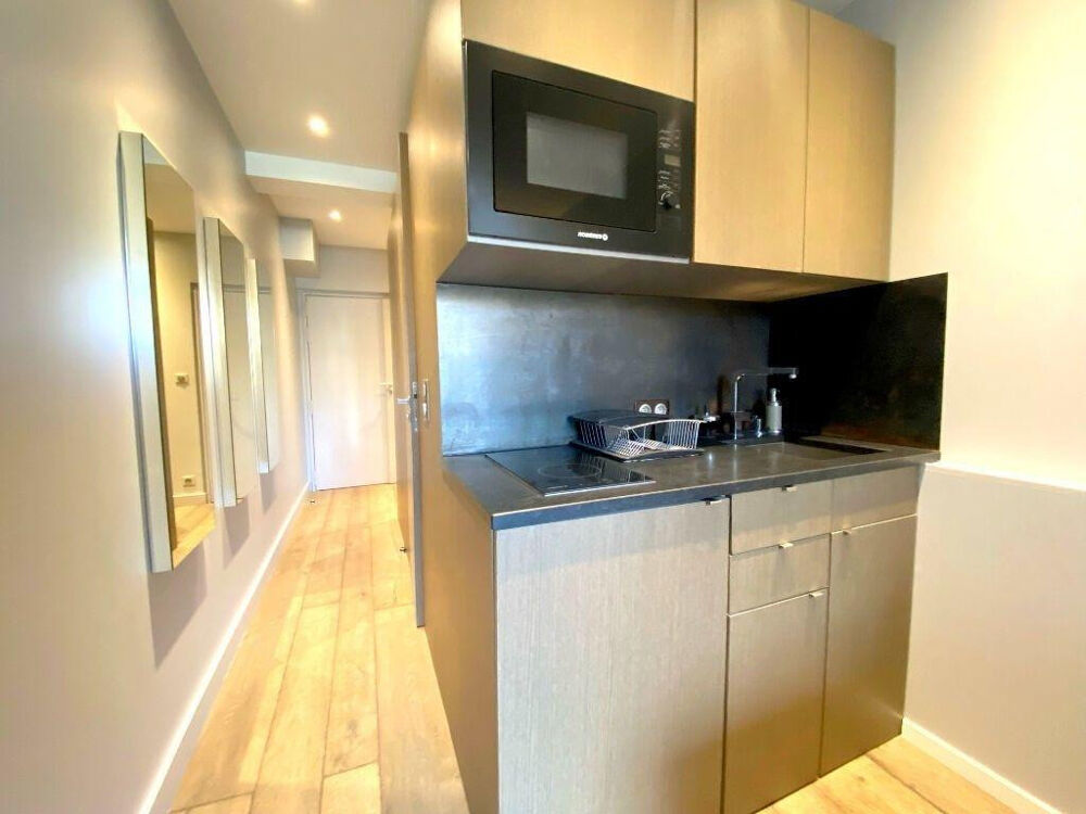 Location Appartement Location beau studio meublé Paris 4ème Paris 4