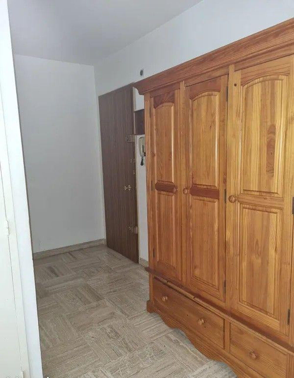 Location Appartement Beau 2P 75m² lumineux et calme avec balcons Aix-en-provence