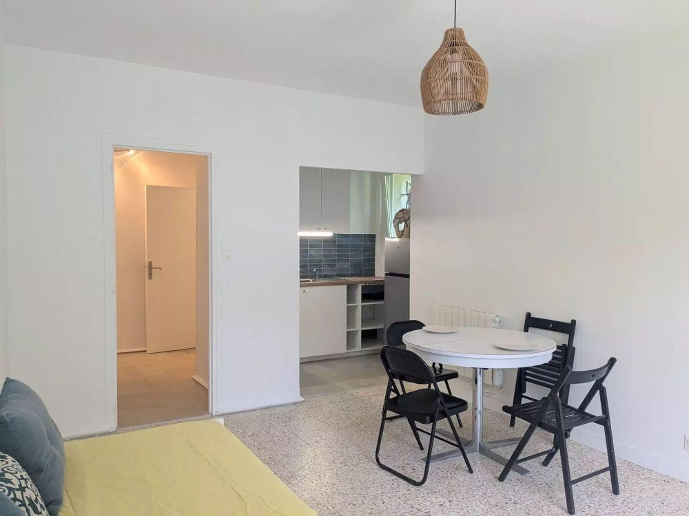 Location Appartement Studio meublé 31 m² Montpellier