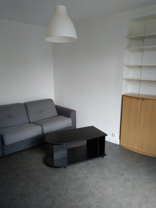  Appartement à louer 2 pièces 23 m²