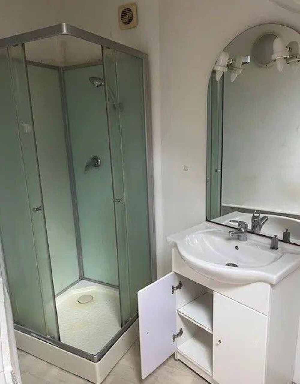 Location Appartement Beau T1 meublé 24 m² en bon état Nantes