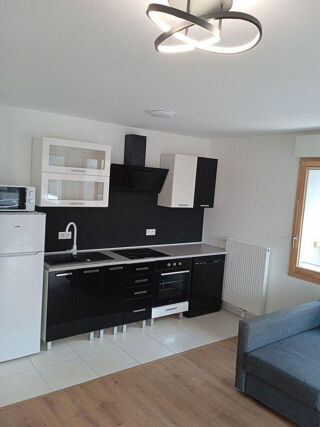  Appartement � louer 4 pi�ces 85 m�