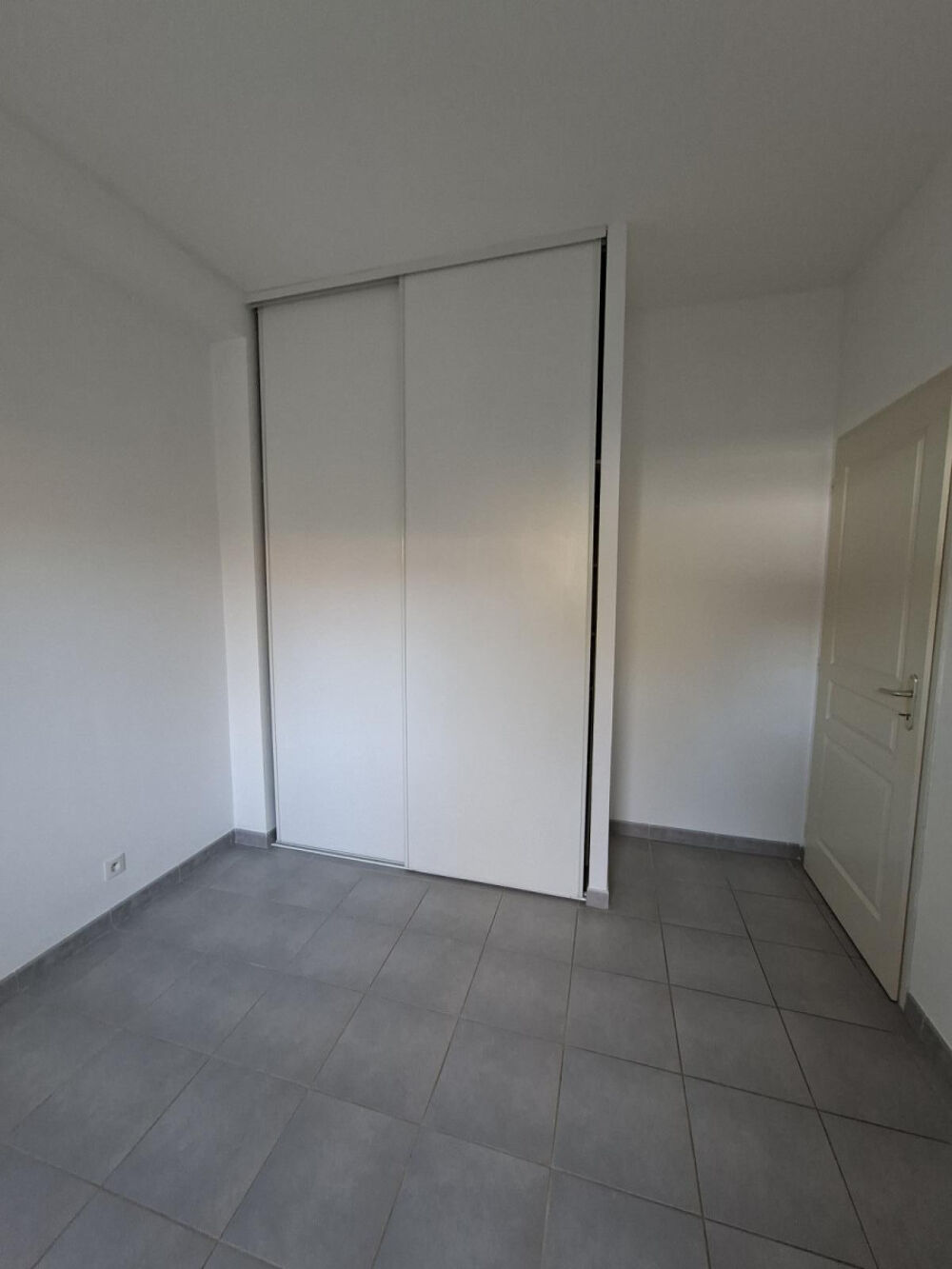 Location Appartement Petit appartement avec jardin et terrasse et park Mormoiron