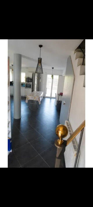  Maison à louer 5 pièces 101 m²