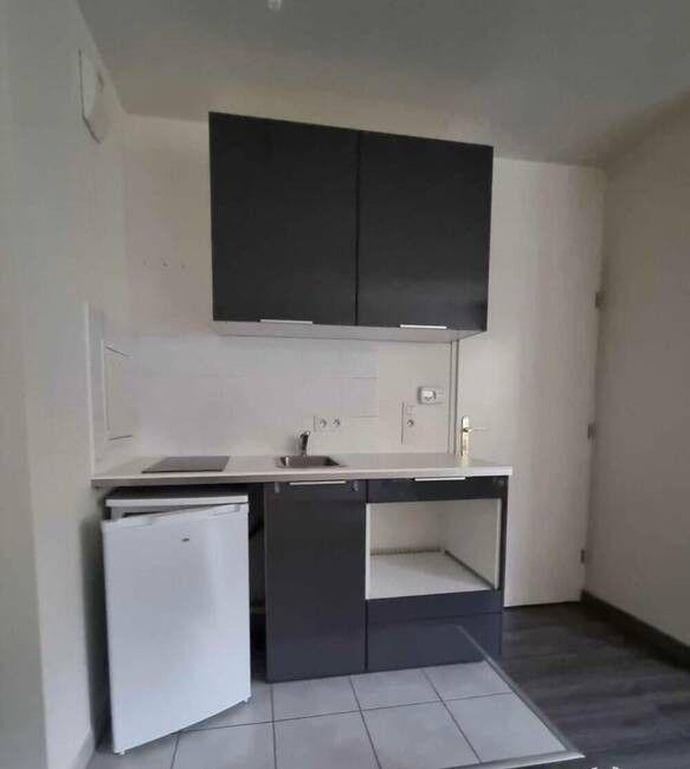 Location Appartement Beau studio entièrement meublé 31m² Noisy-le-sec