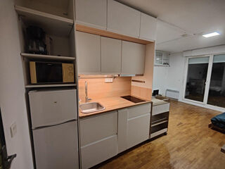  Appartement à louer 1 pièce 30 m²