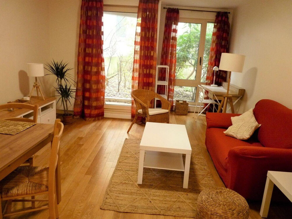 Location Appartement Beau 2P meublé 53m² sur jardin privatif Paris 15
