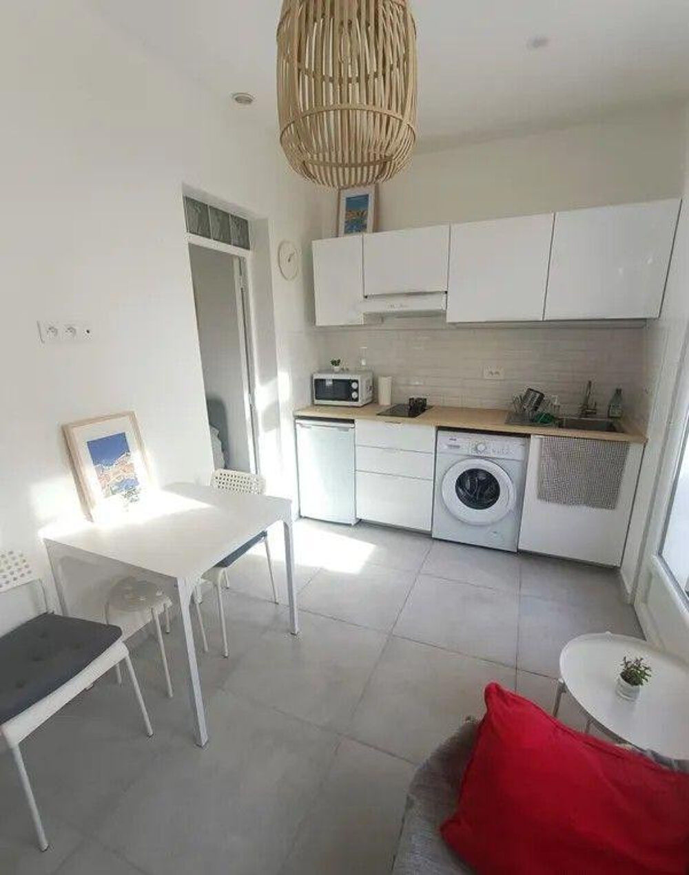Location Appartement Beau T1Bis meublé 24m² avec terrasse Marseille 7