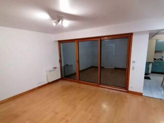  Appartement à louer 2 pièces 55 m²