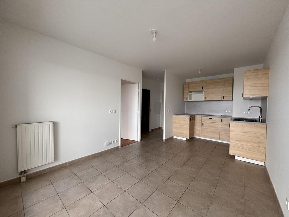 Location Appartement Dernière étage, refait neuf, une place de parking Nanterre