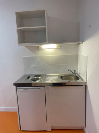  Appartement à louer 1 pièce 19 m²