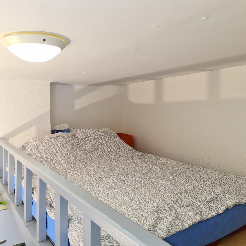 Location Appartement Studio meublé 26m², hypercentre, calme, internet Reims