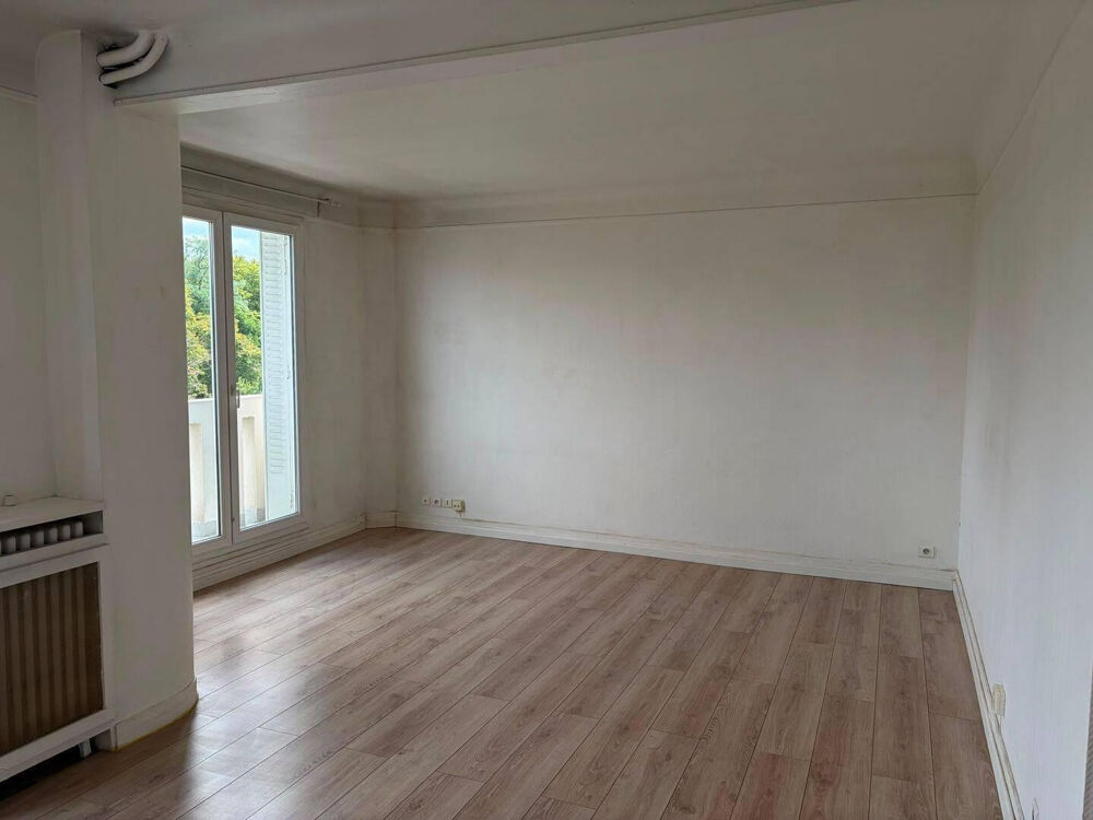 Location Appartement 50m² - Face au Parc des Buttes Chaumont Paris 19